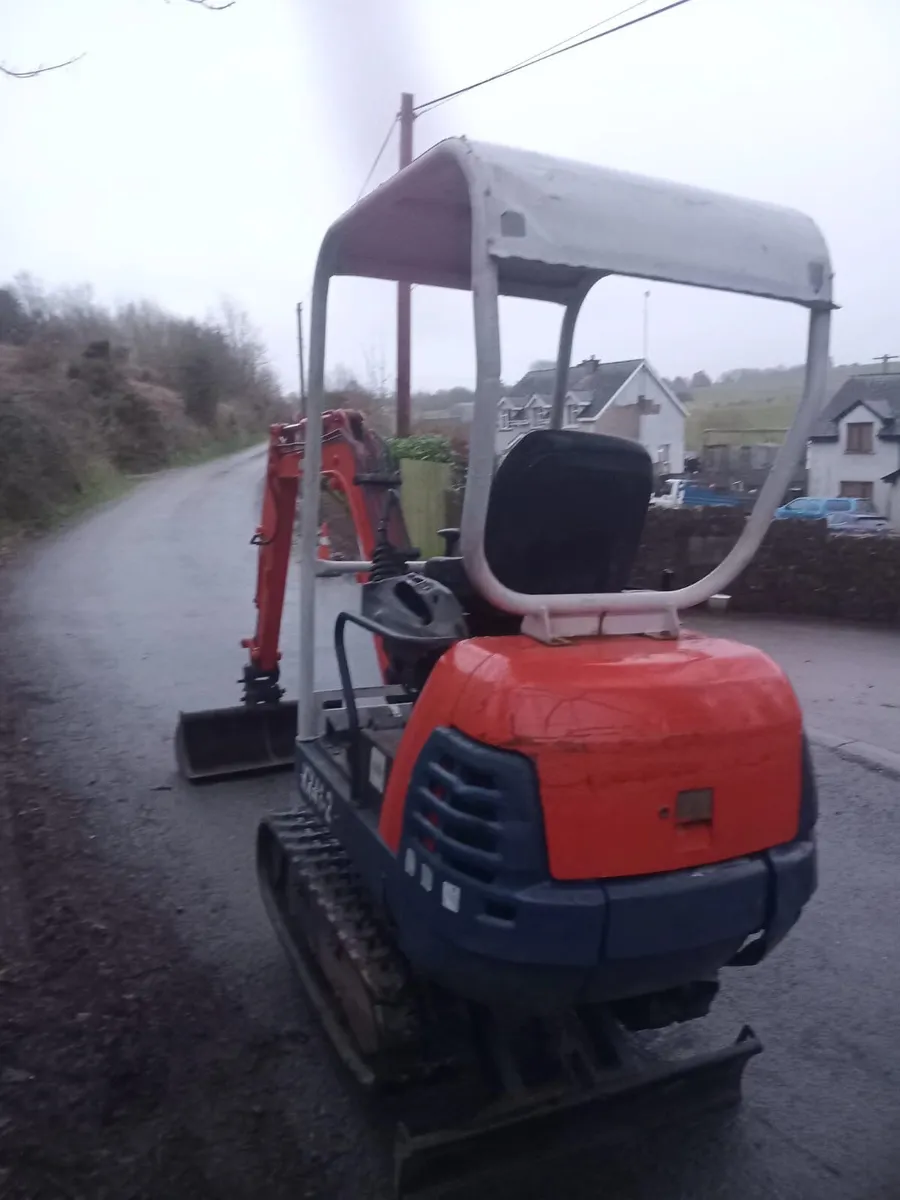 Kubota mini digger - Image 2