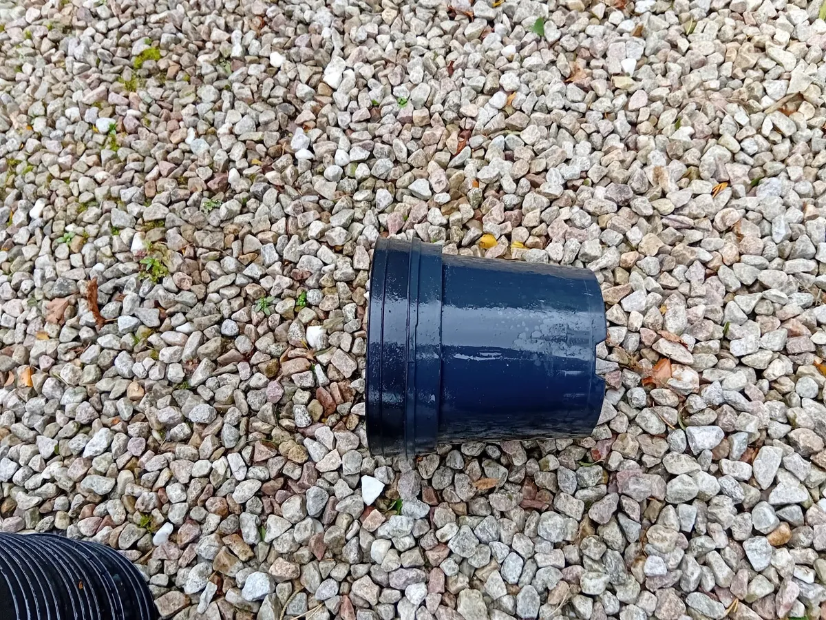 Plastic pots - Image 3