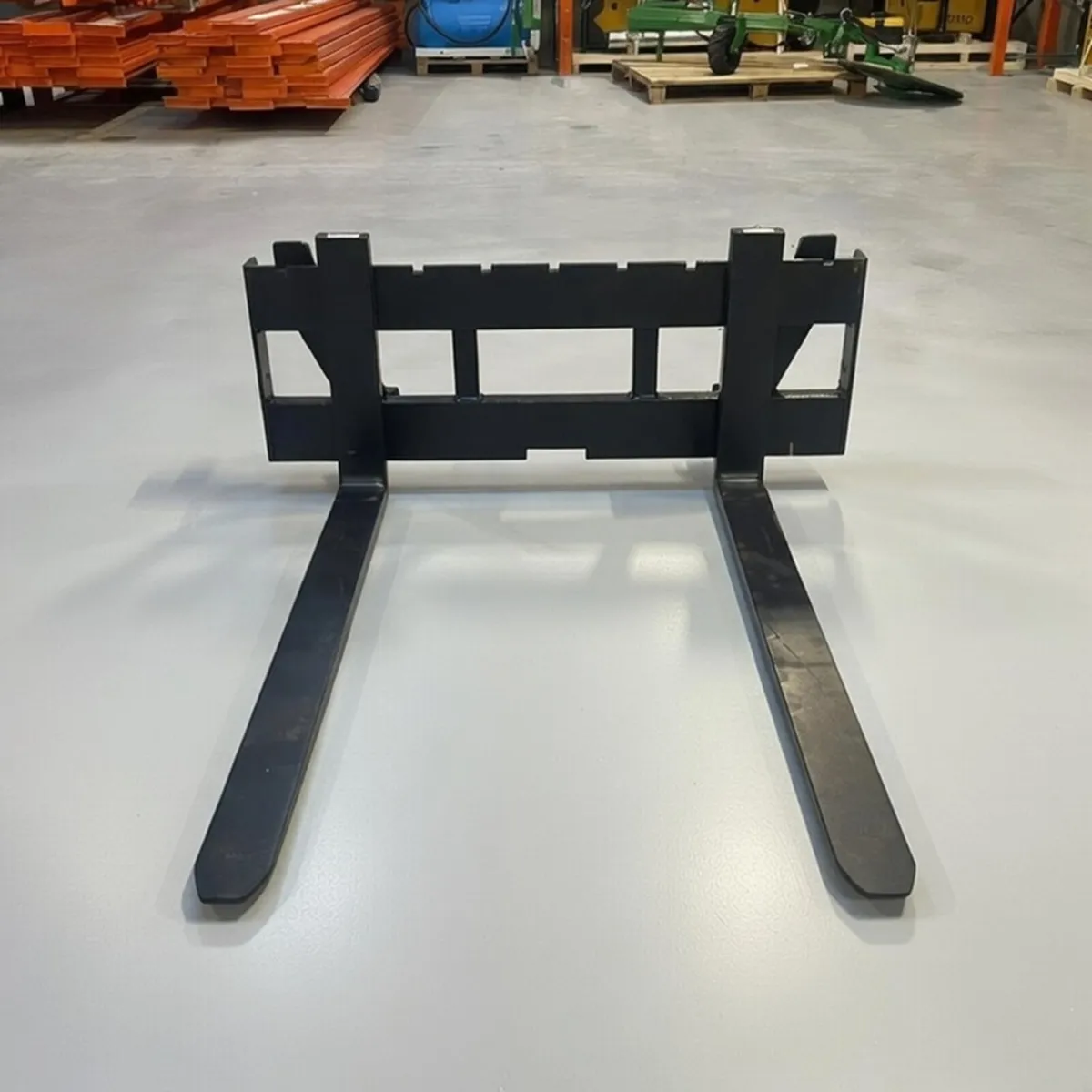 Tractor Euro Pallet forks 2.5t - Image 4