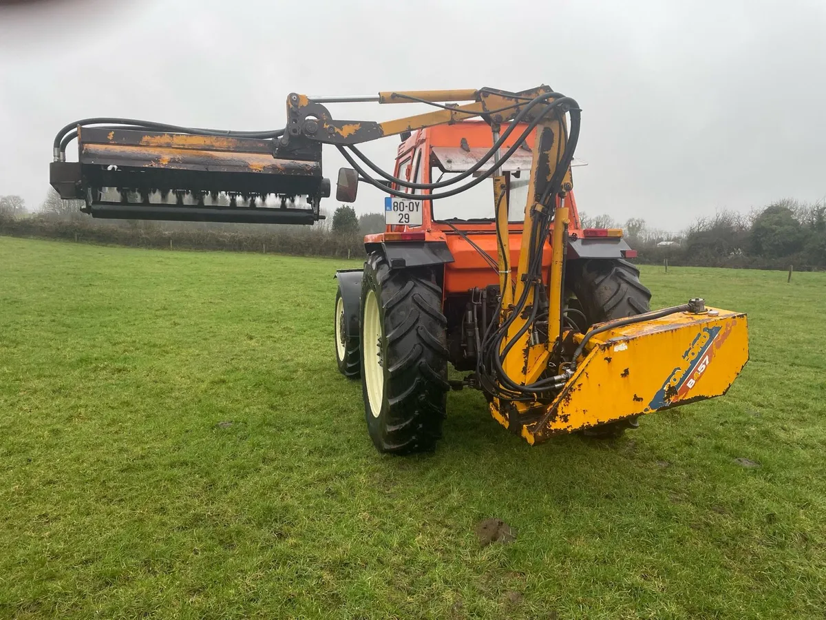 Hedge cutter - Image 1