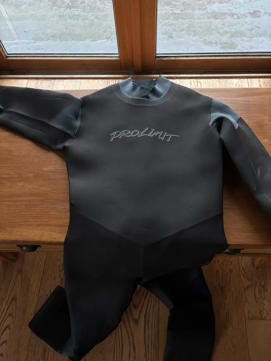 Prolimit wetsuit XXL - Image 1