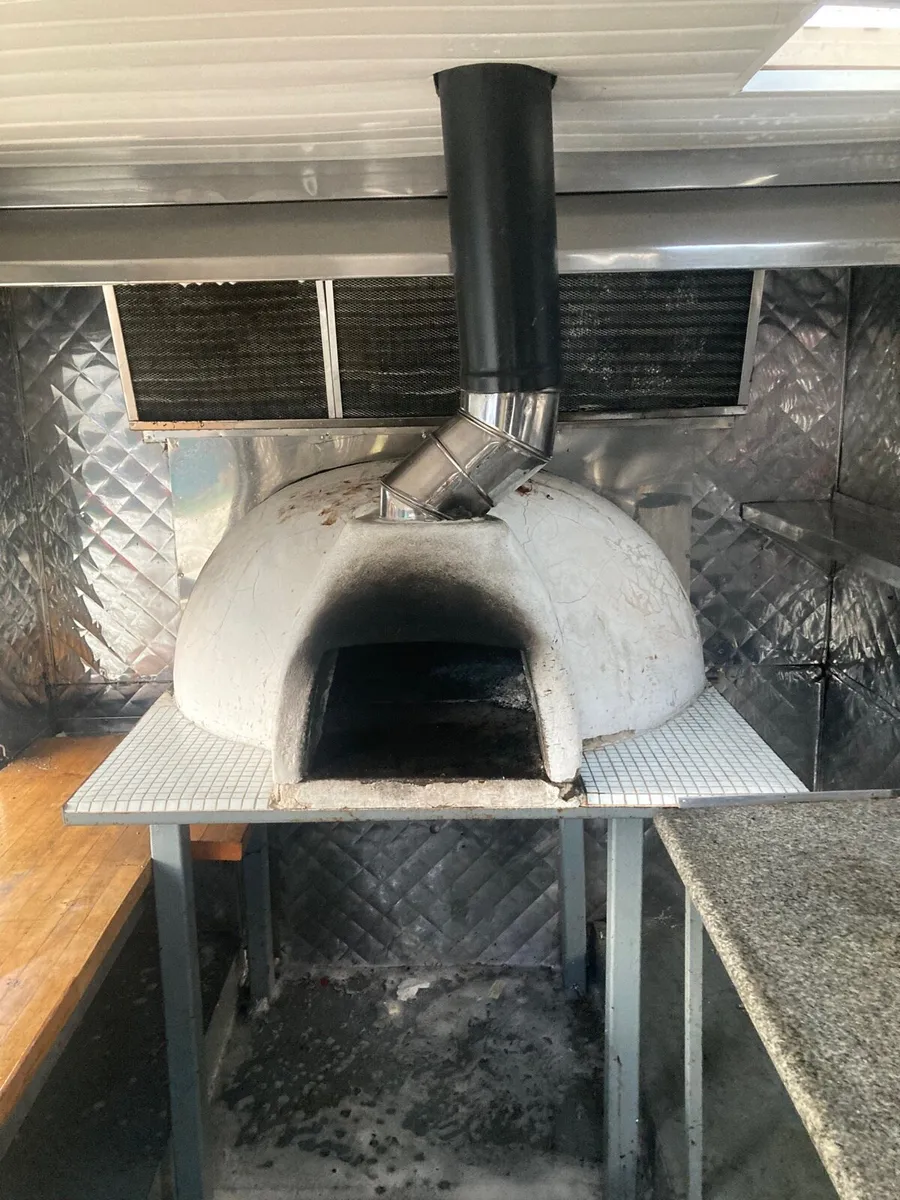 Food trailer - Image 4