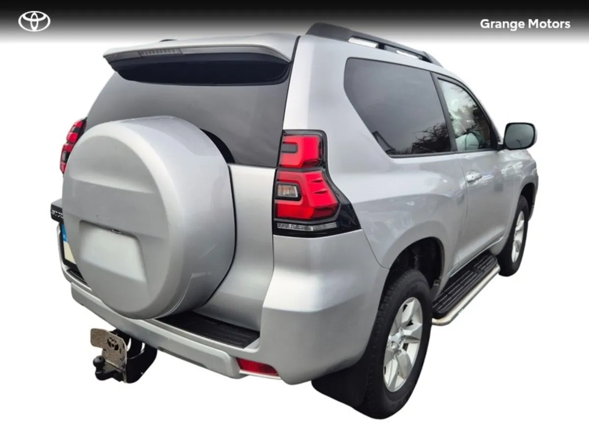 Toyota Land Cruiser SWB GX COMMERCIAL AUTO - Image 3