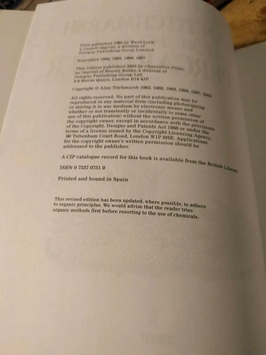 Alan Titchmarsh, how to be a super Gardener. A com - Image 4