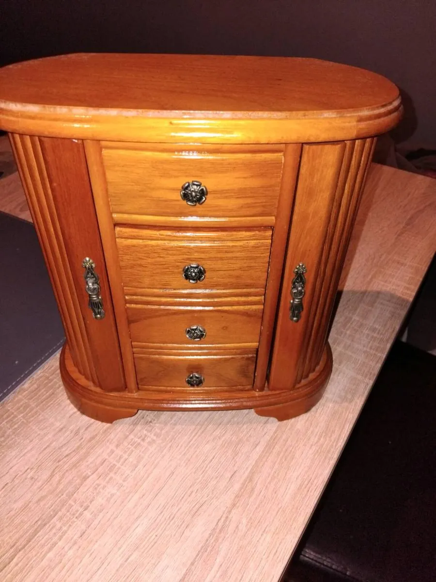 Small jewellery box - Image 3