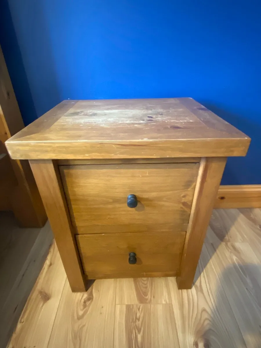 Bedroom furniture - Image 3