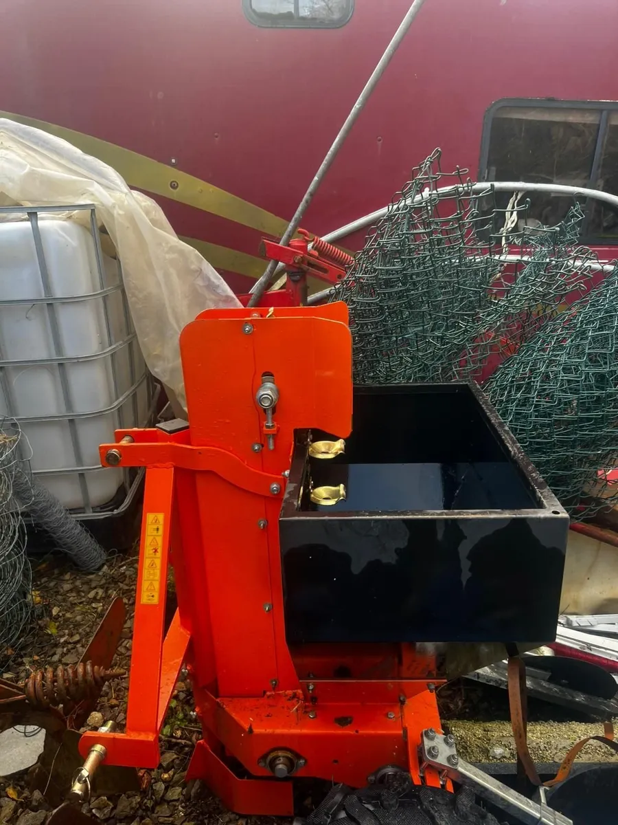Potato planter/ harvester - Image 2