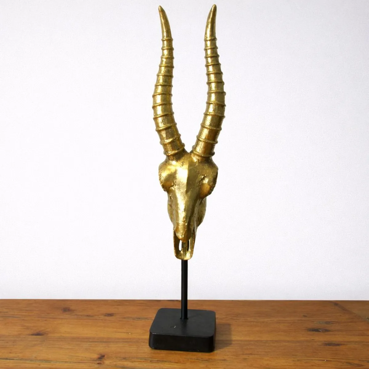 Large Gold Antelope Skull Ornament – 50cm - Image 2