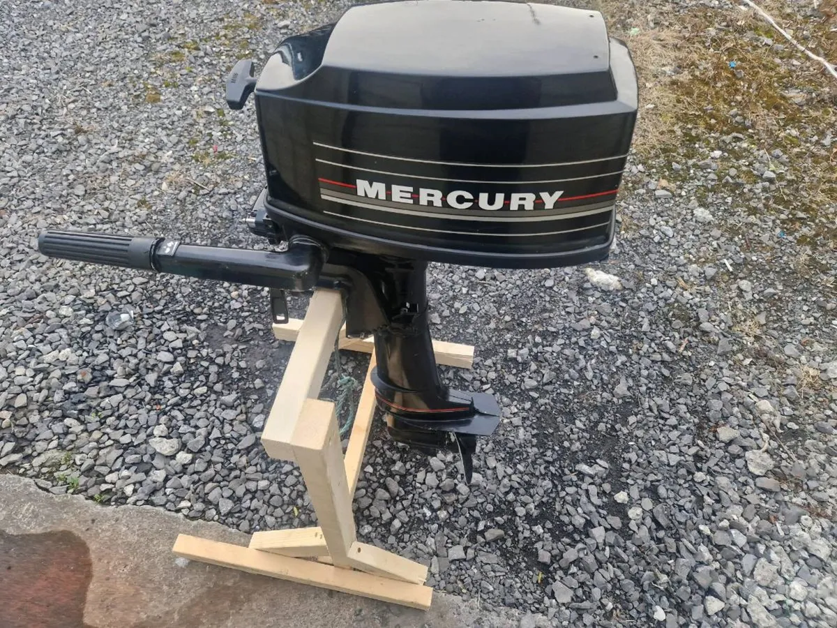 Mercury 5hp short shaft outboard - Image 1