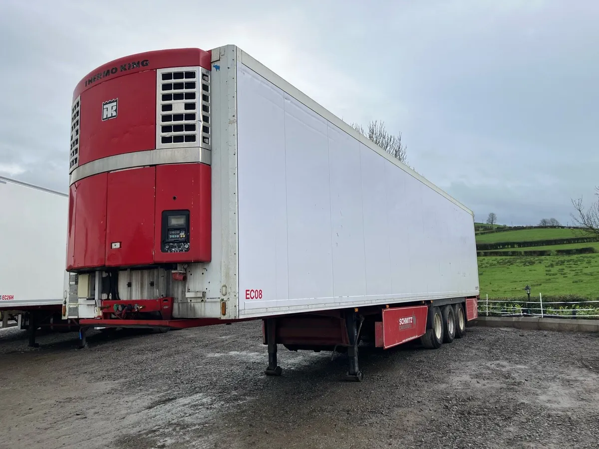 Fridge trailer storage