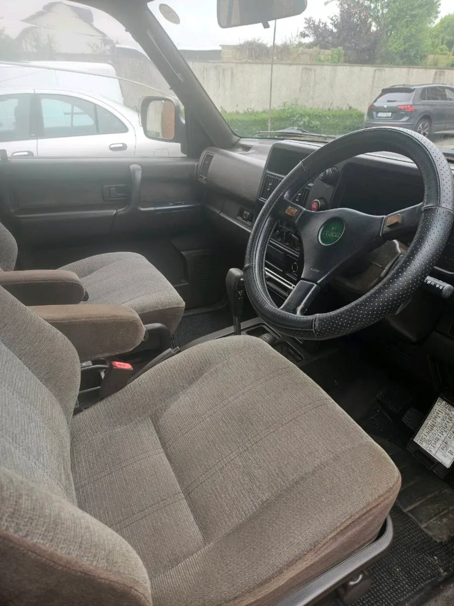 Isuzu Trooper Lotus Edition 7 seater - Image 4