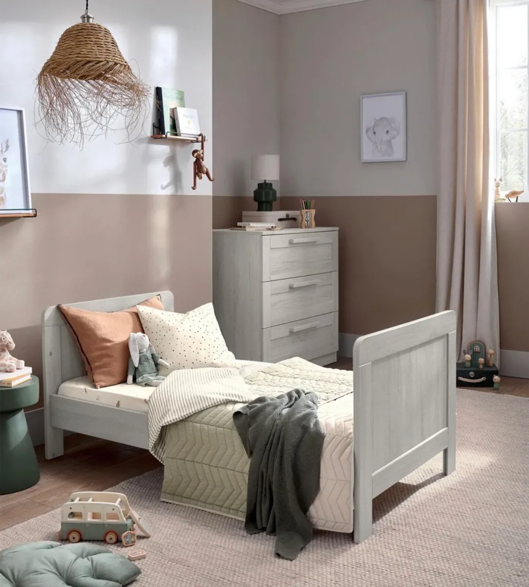 Mama & Papa Atlas Cot - Image 3