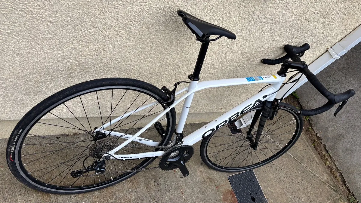 Orbea Avant H50 2021 size 53 road bike - Image 2