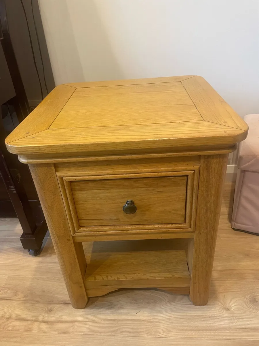 Solid Oak Nest of Tables + Matching Side Table - Image 2