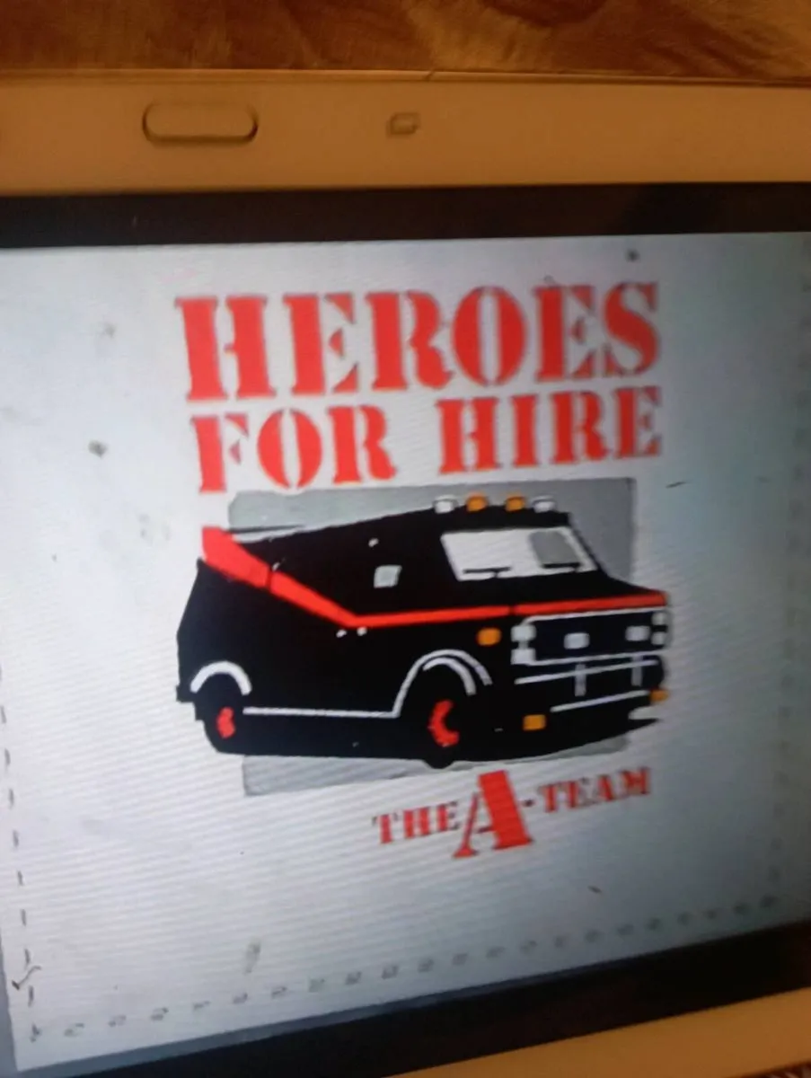 SOLIDO 1-18 SCALE -2024  VW & TEAREDROP  CARAVAN - Image 2