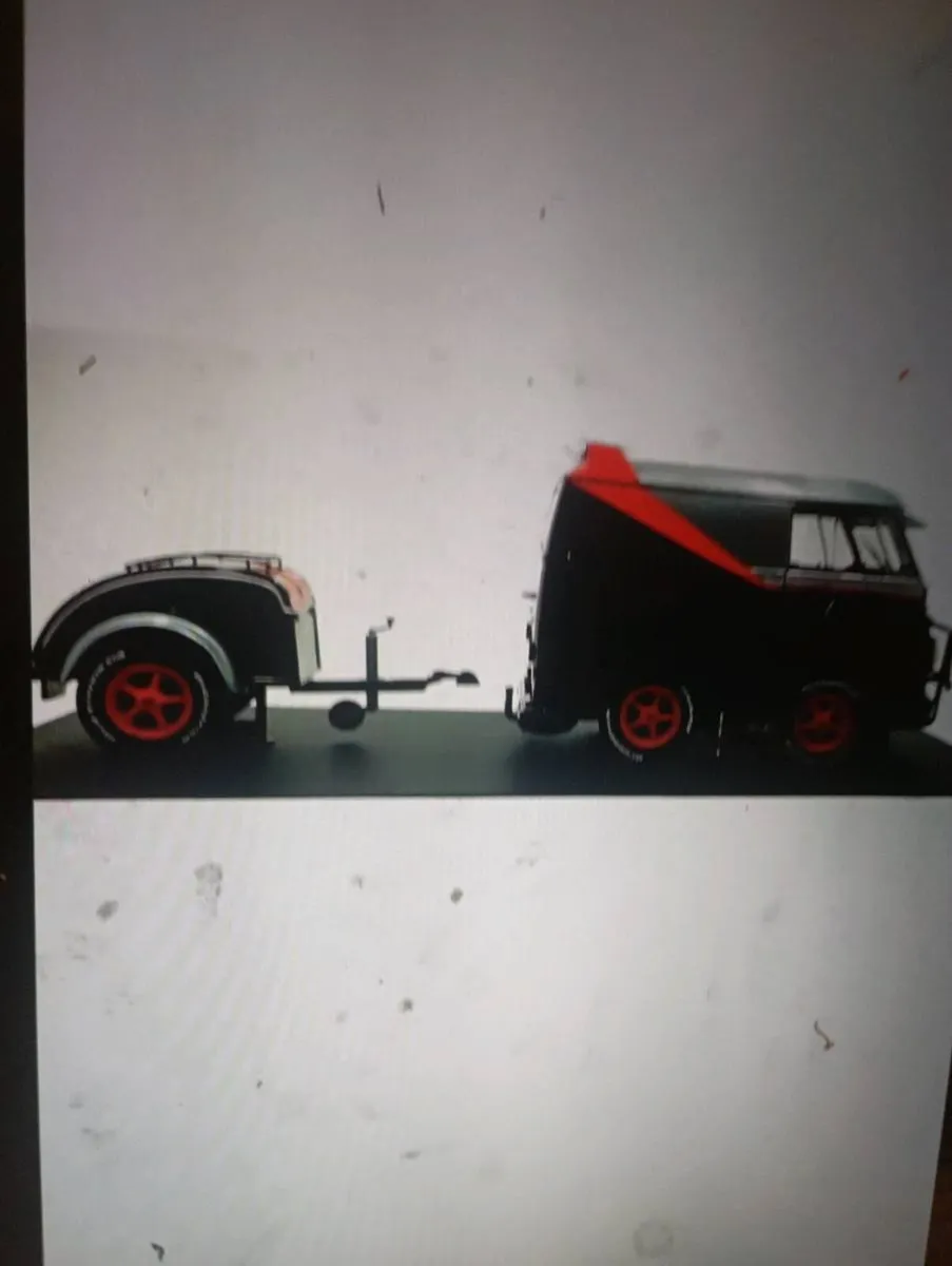 SOLIDO 1-18 SCALE -2024  VW & TEAREDROP  CARAVAN - Image 4