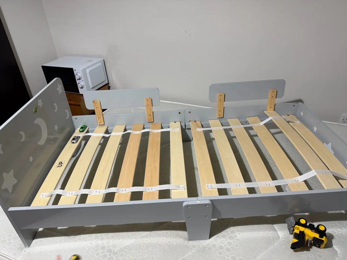 Toddler bed - Image 3