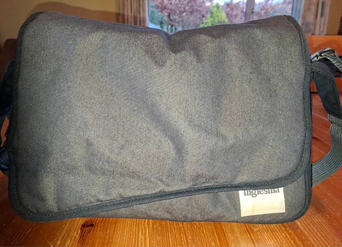 Baby bag and changing mat - Image 2