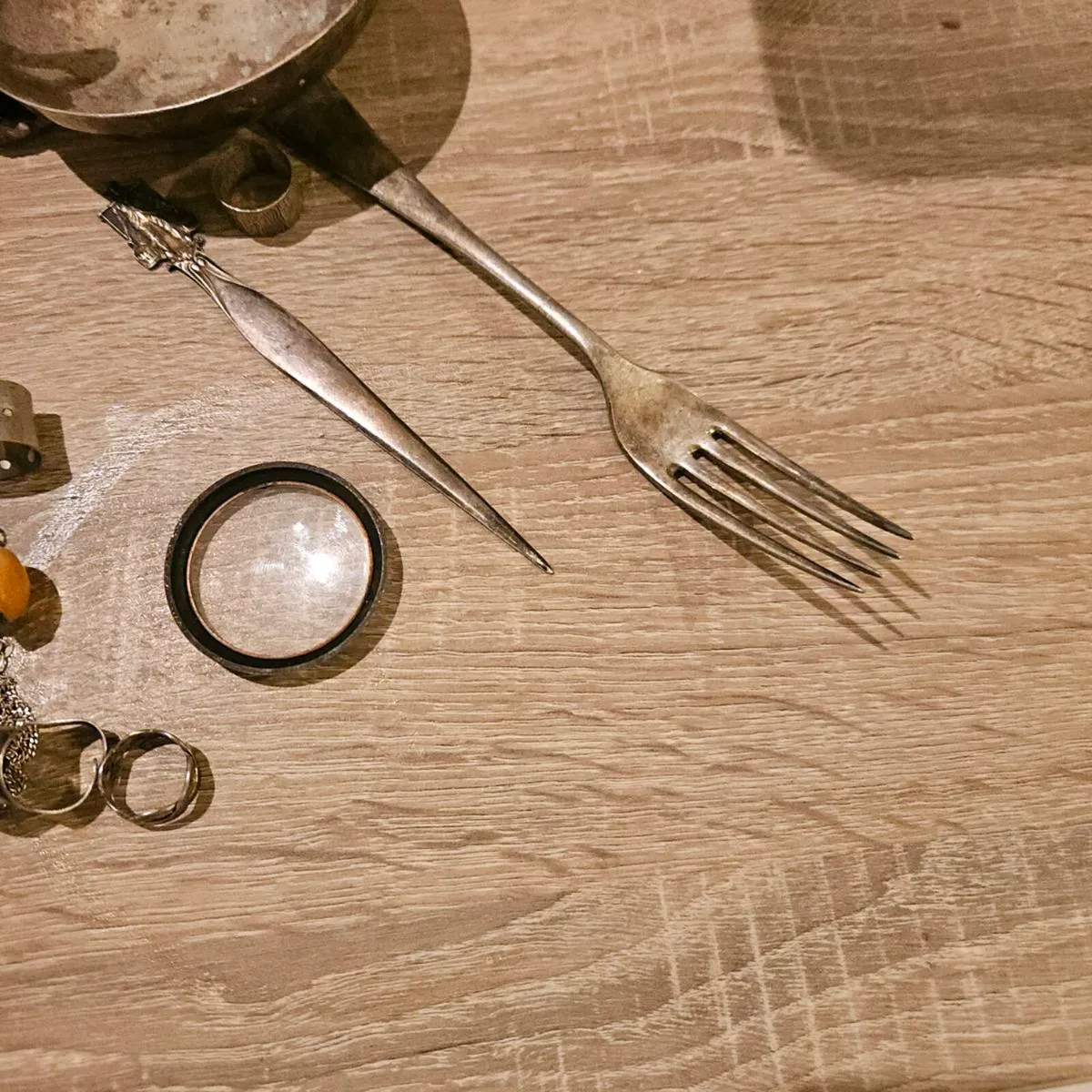 600 grams of scrap silver - Image 2