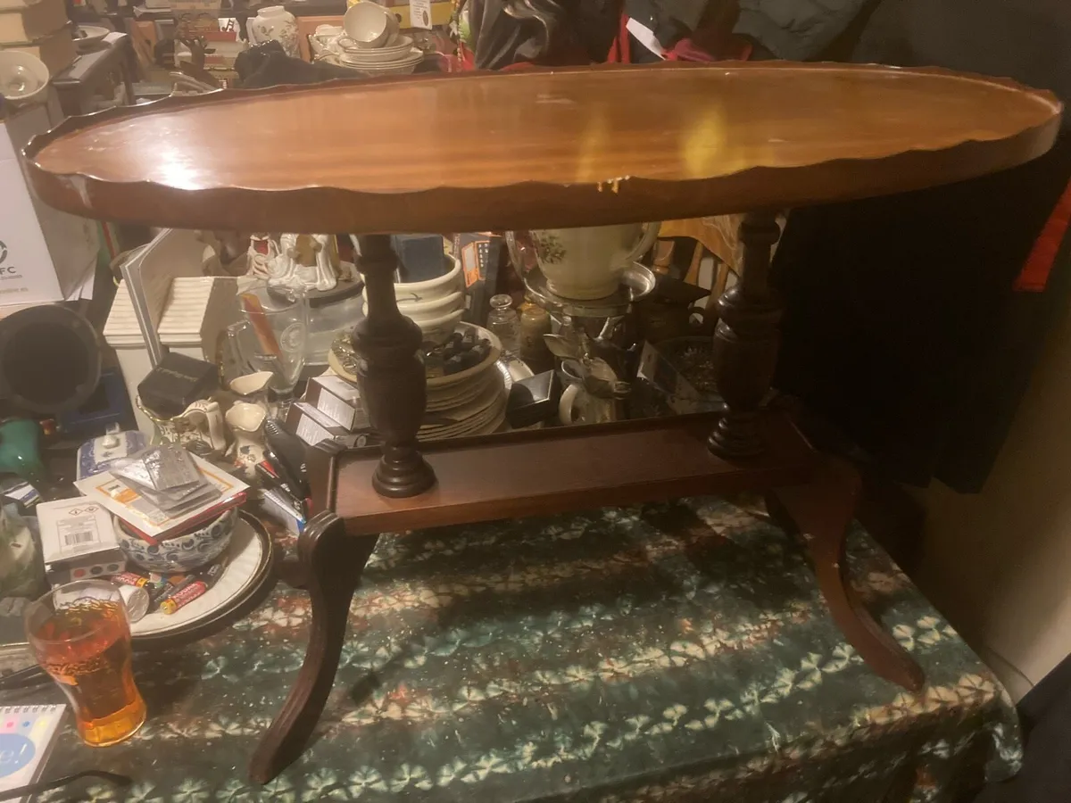 Vintage yew table - Image 1