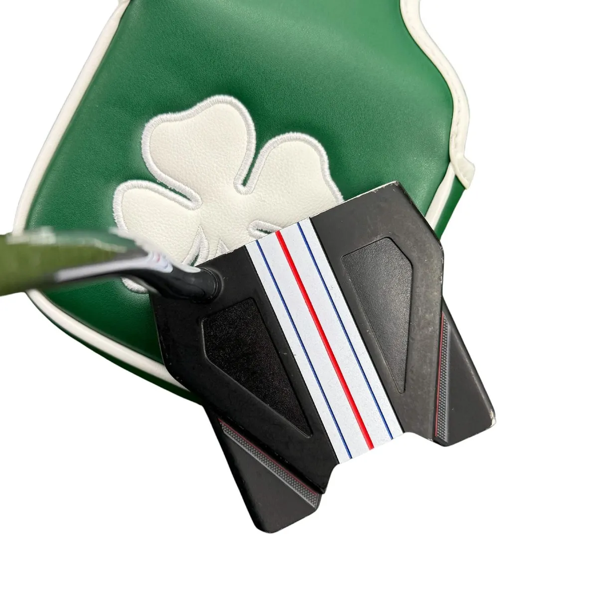 Odyssey Ten Triple Track Putter / 34″ - Image 4