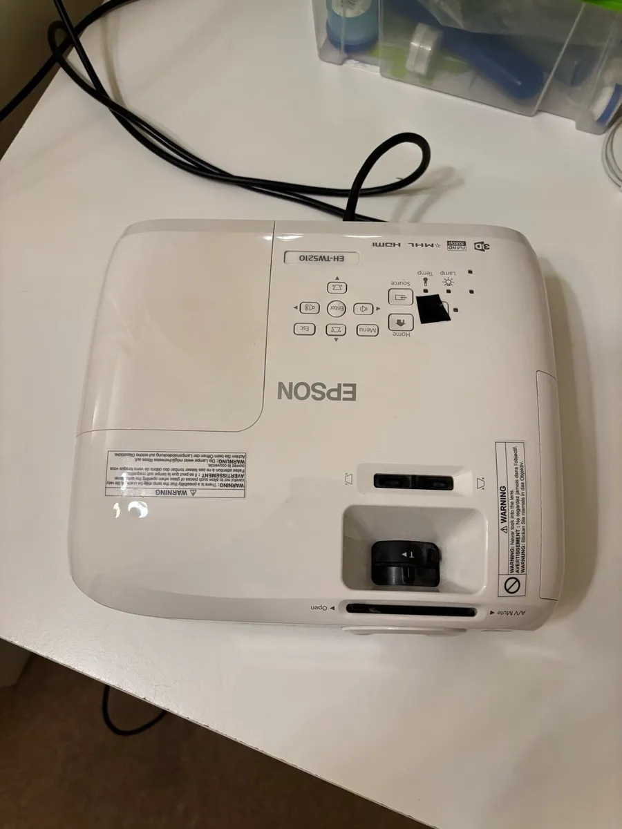 Full HD Projector Epson EH-TW5210 Cinema / Gaming - Image 4