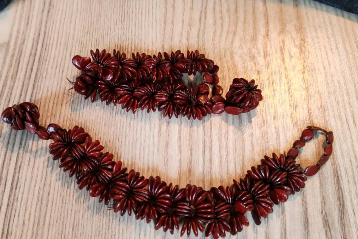 2 unusual vintage bracelets . - Image 1