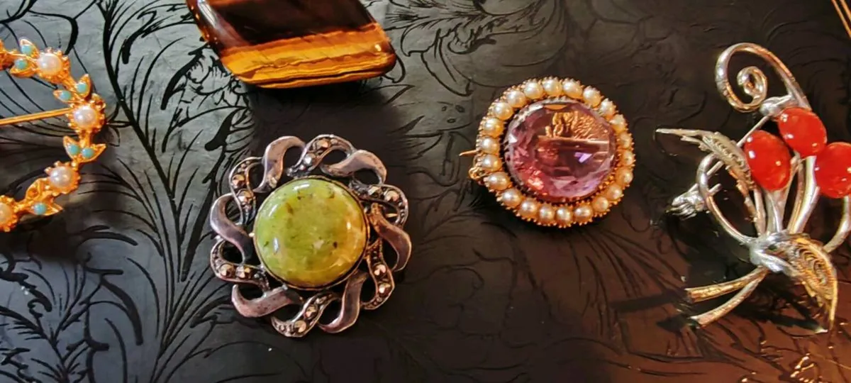 Vintage brooches - Image 4