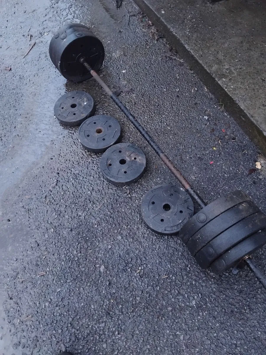 Lifting weights in good condition priced 80e - Image 3