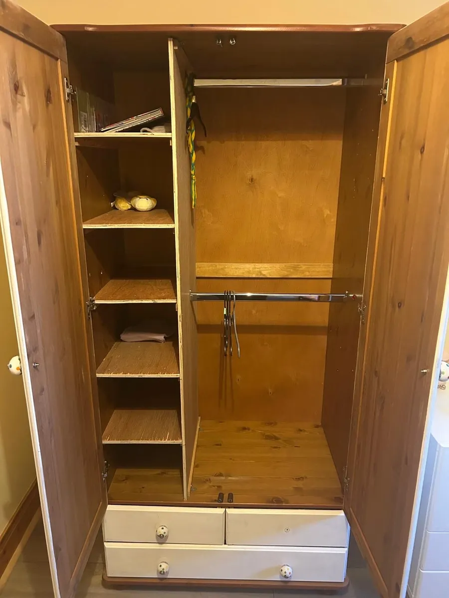 Pine solid wardrobe - Image 2