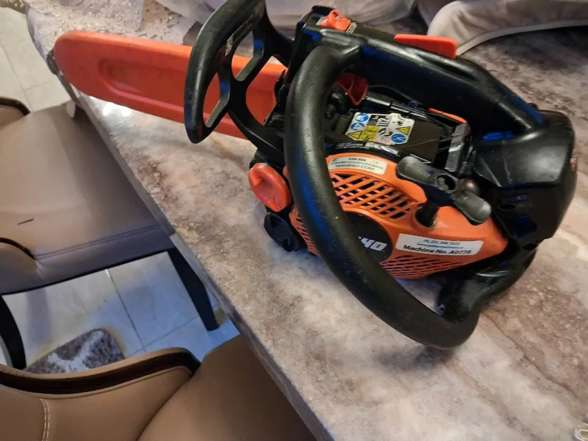 Echo top handle chainsaw - Image 1