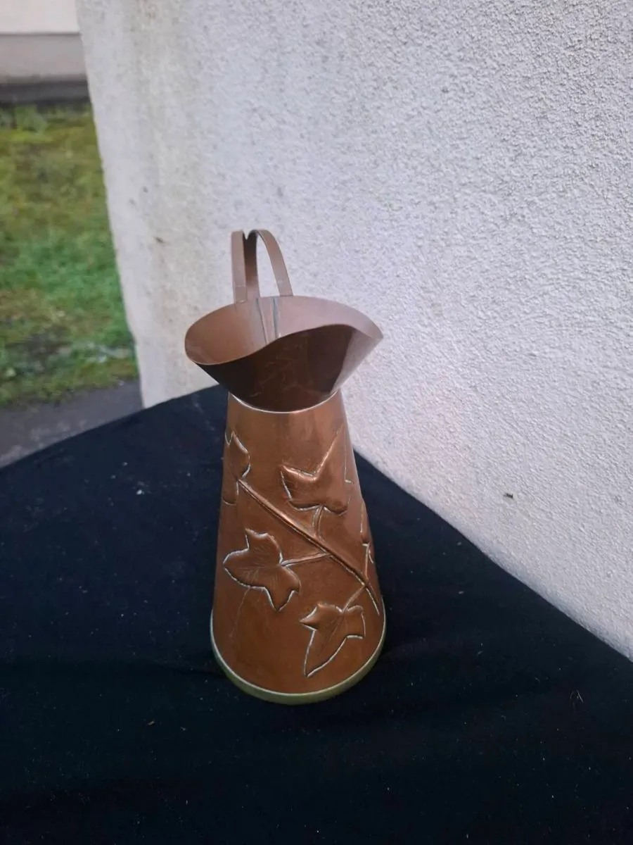 Copper pitcher - Image 2