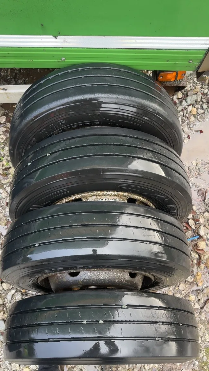 215/75R17.5 Goodyear Dunlop Tyres - Image 3