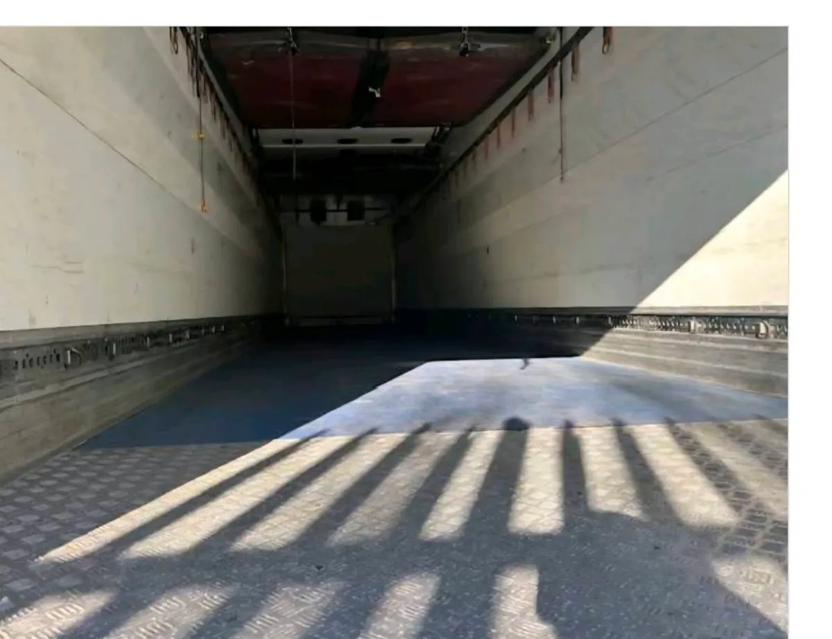 Fridge trailer - Image 3