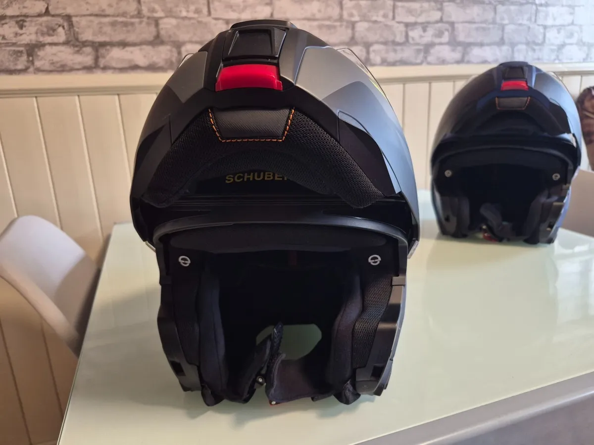 Motorbike Helmets - Image 3