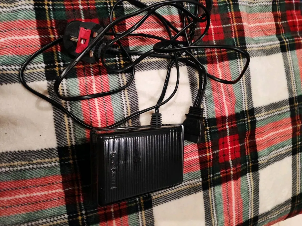 Sewing machine - Image 4