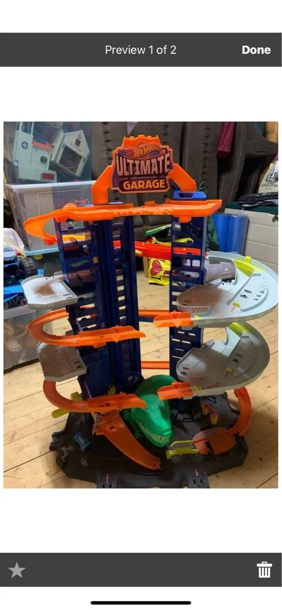 Hot Wheels Garage - Image 1