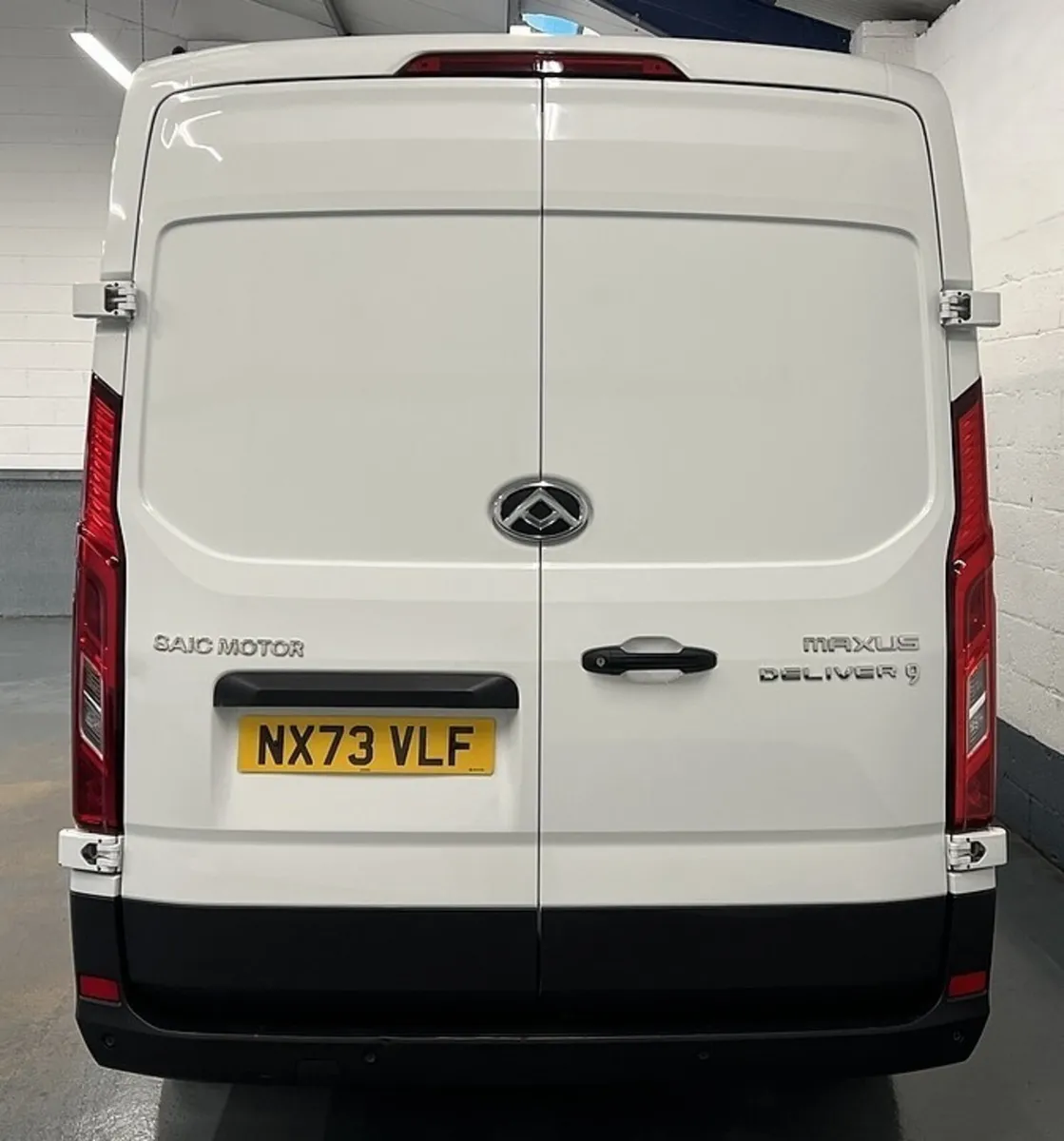 2023 Maxus Deliver 9 Panel Van - Image 2