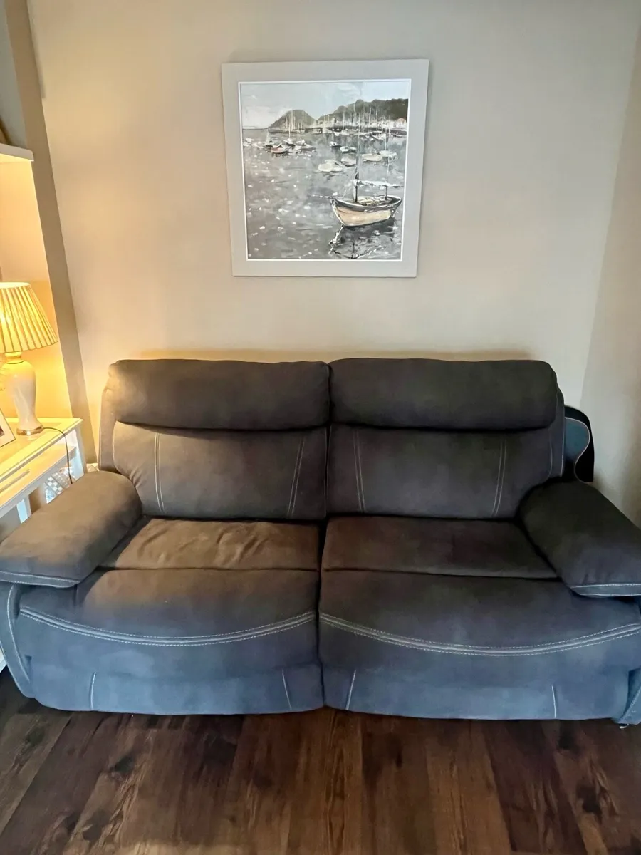 3 Seater Grey Power Recliner - Image 3