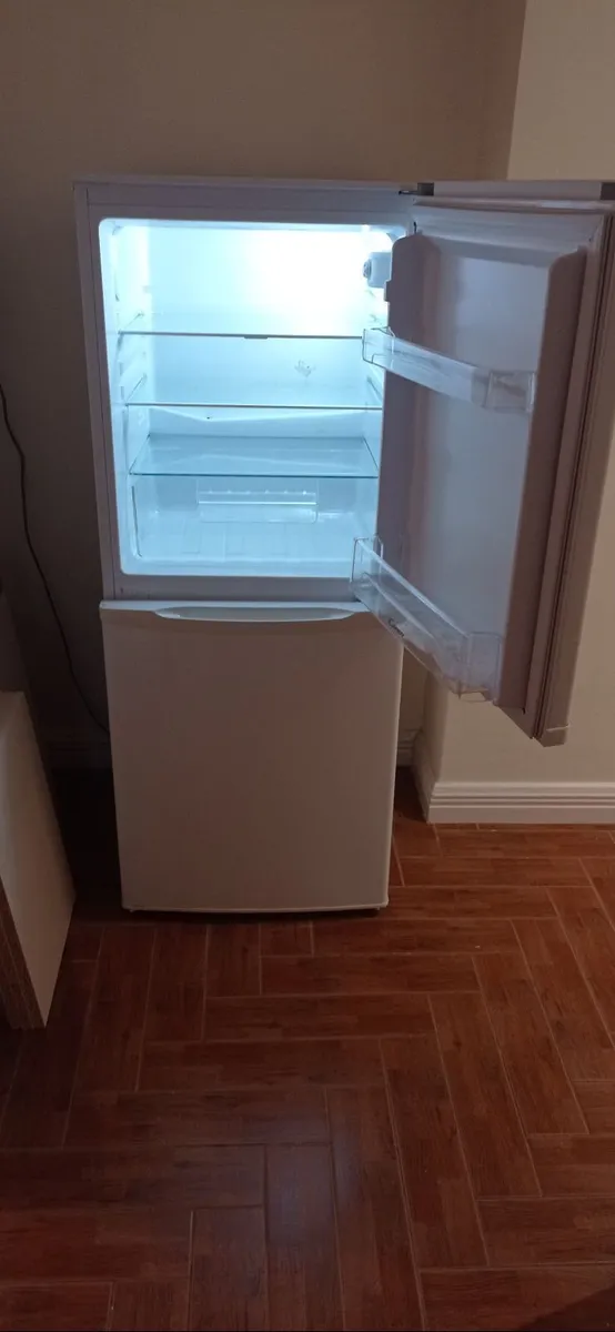 Fridge freezer - Image 1