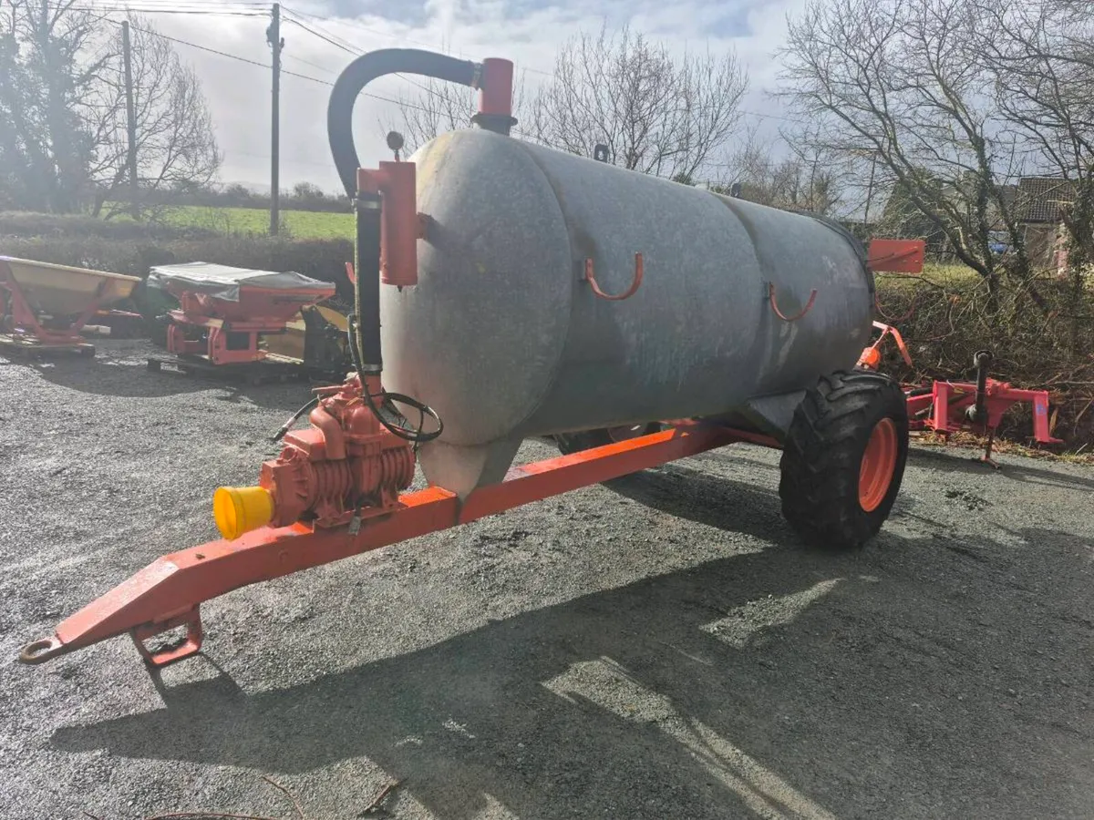 Vacuum tank - Image 2