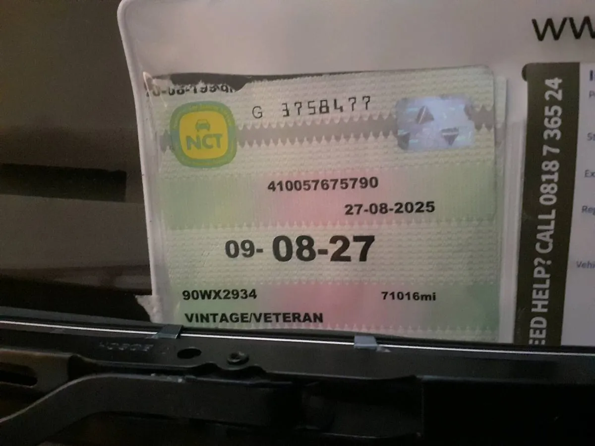 Opel corsa 1.2 lx saloon - Image 3