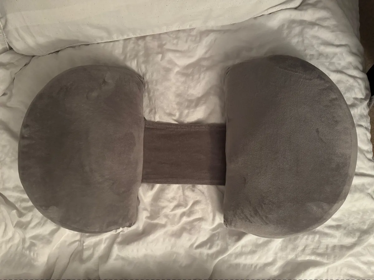 FREE Pregnancy Wedge Pillow - Image 1