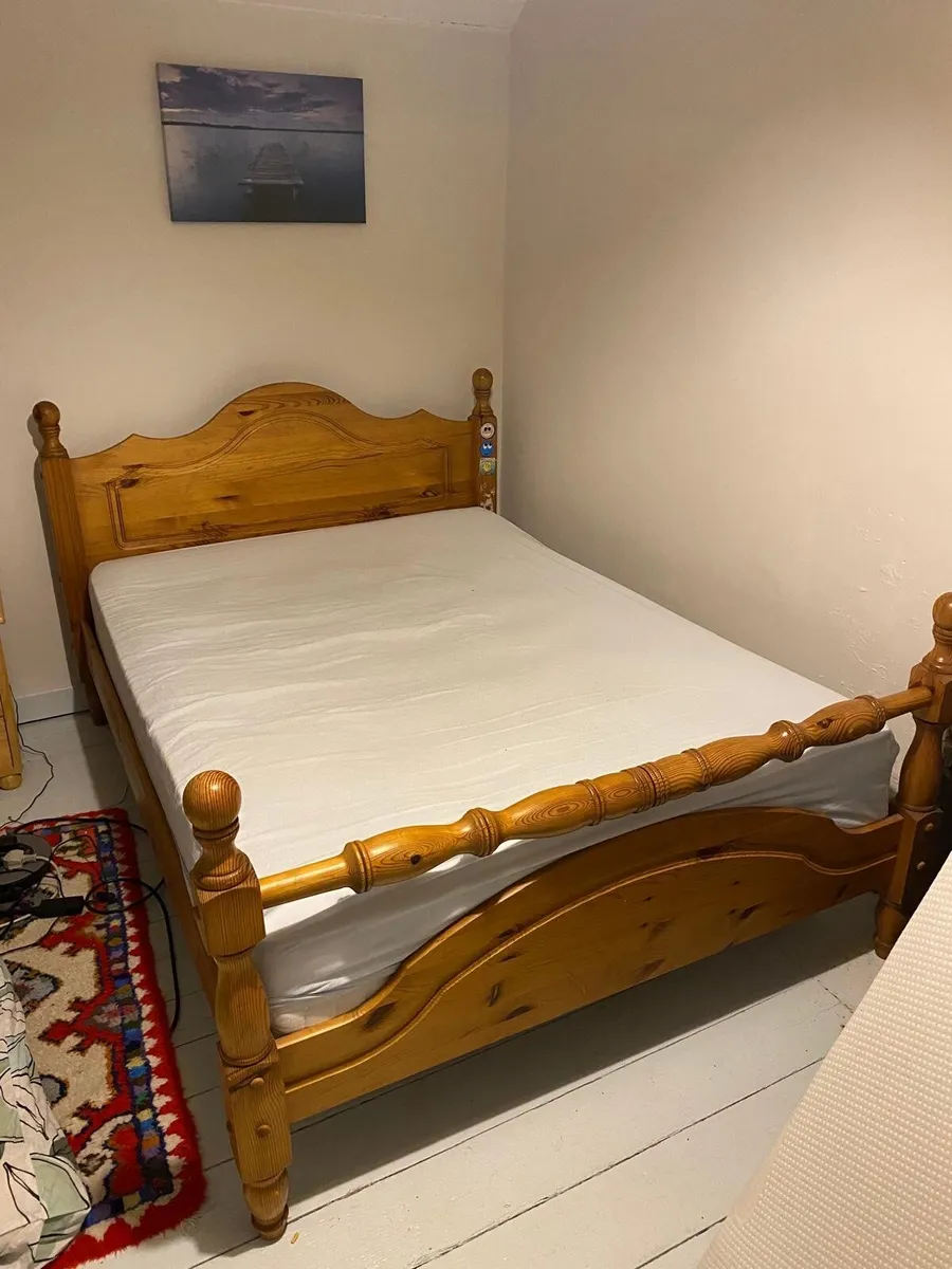 Double bed - Image 2