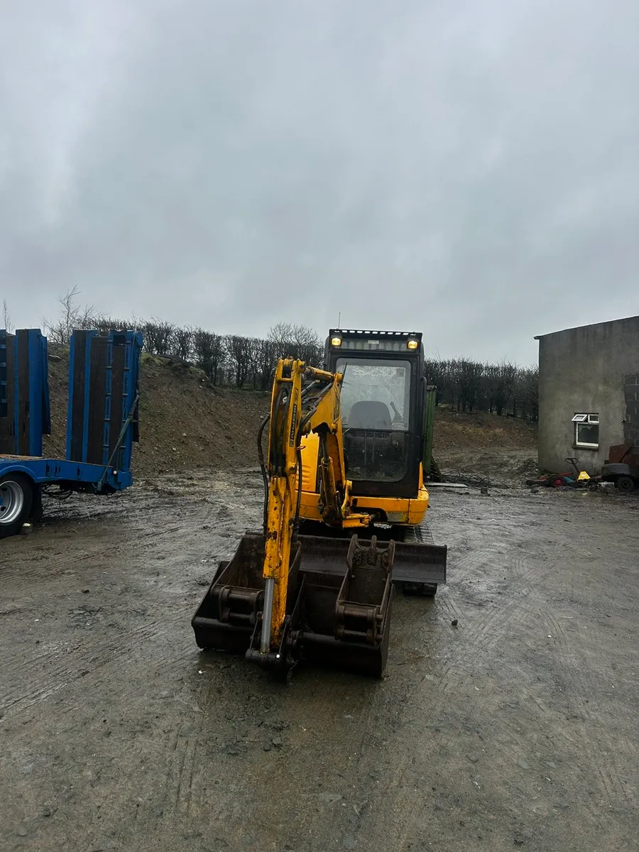 JCB 8032 zero swing - Image 2