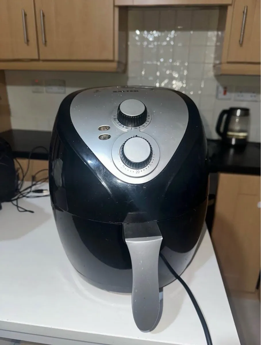 Salter Air Fryer - Image 1