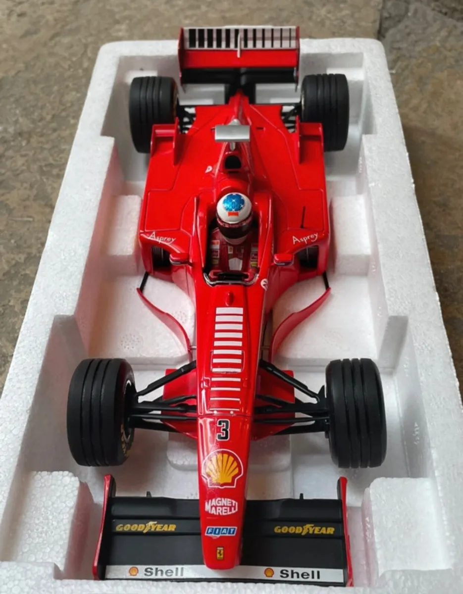 Minichamps Michael Schumacher f300 1/18 - Image 2