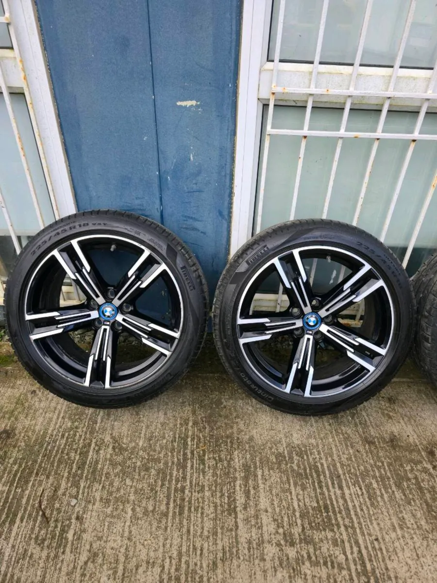 18" Genuine BMW 848M M-Sport  G20/G30 5x112 - Image 3