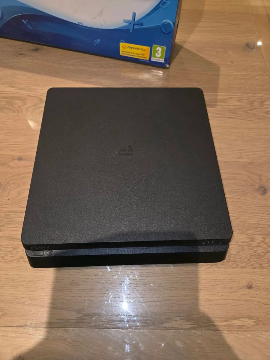 PlayStation 4 - Image 3