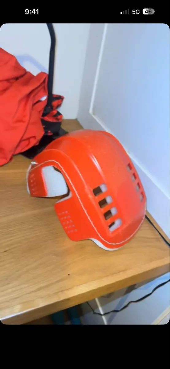 Red oldstyle back piece